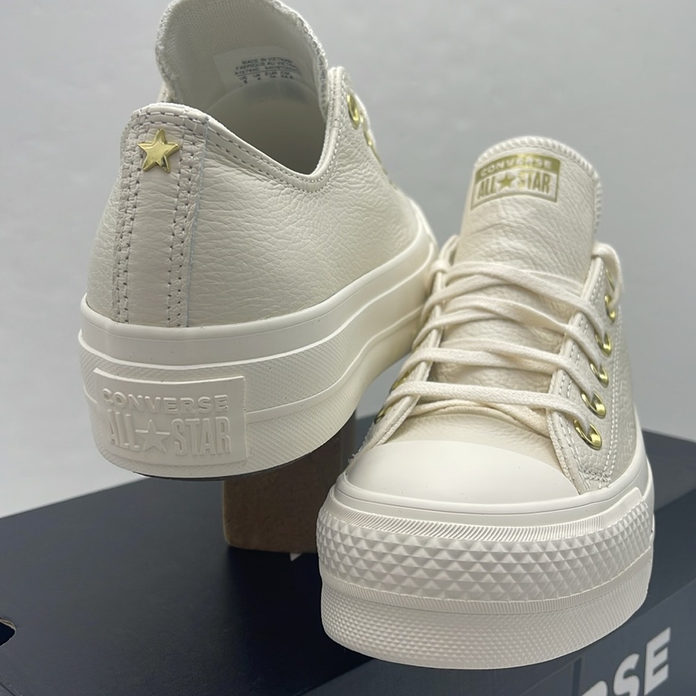 Converse WMNS Platform Sneakers A12765C
CTAS LIFT OX
EGRET/EGRET/GOLD - Picture 8 of 16